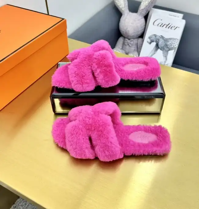 hype Hermes Slippers