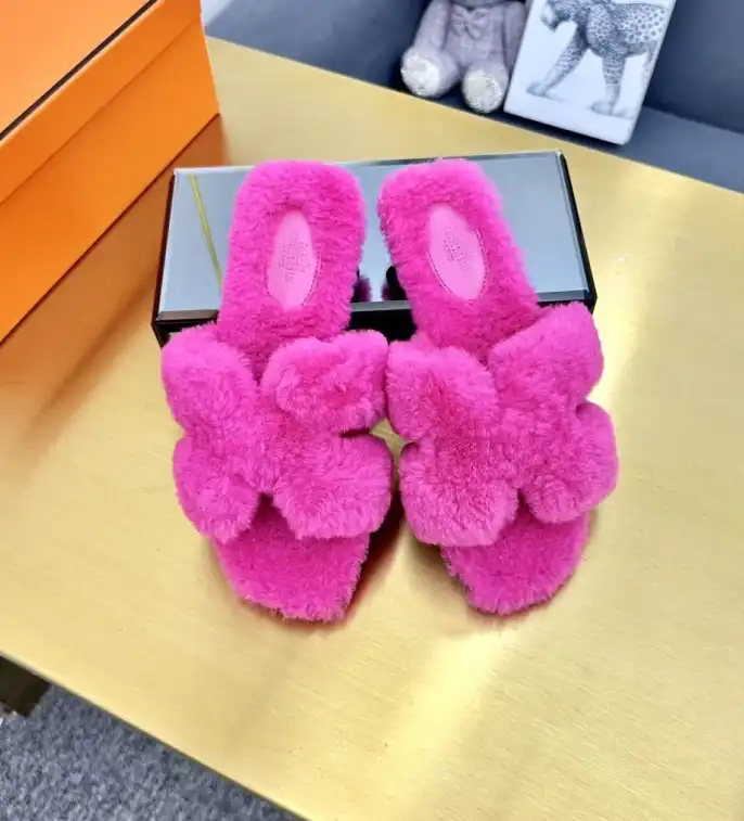 hype Hermes Slippers