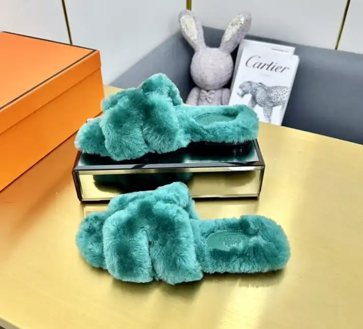 hype Hermes Slippers