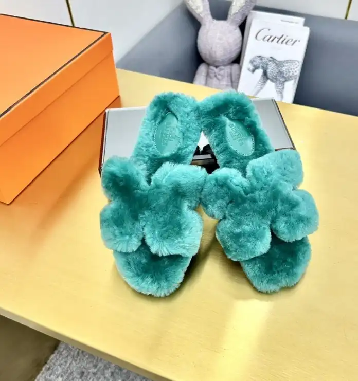 hype Hermes Slippers