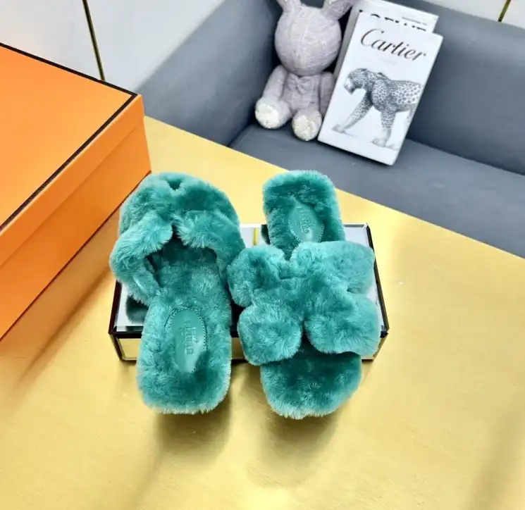 hype Hermes Slippers