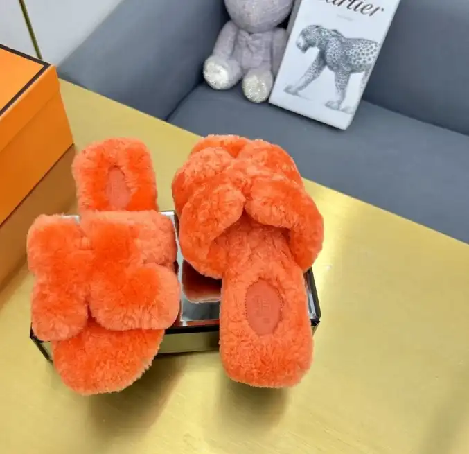 hype Hermes Slippers