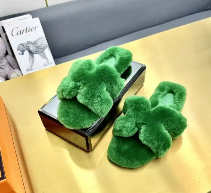 hype Hermes Slippers