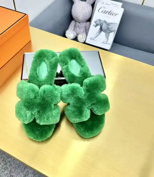 hype Hermes Slippers