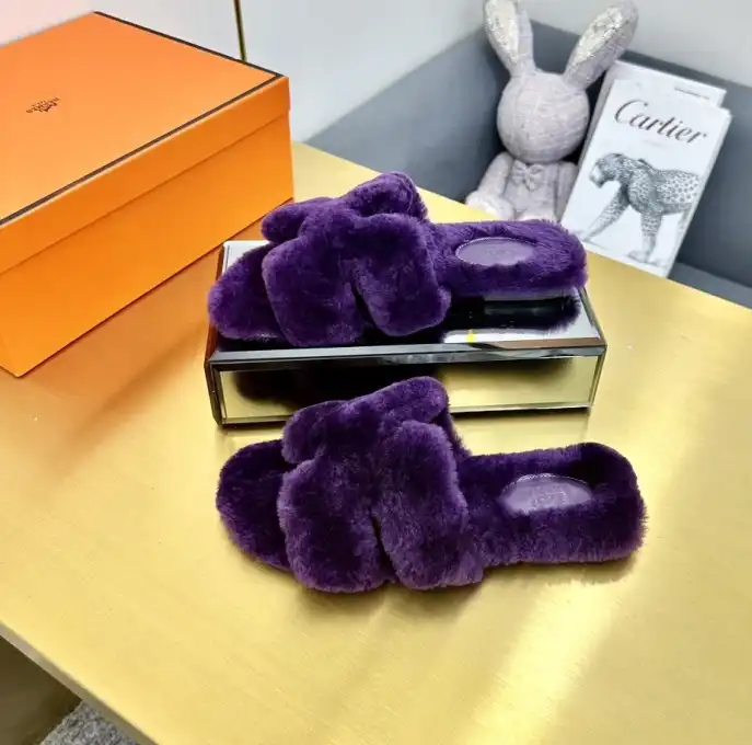 hype Hermes Slippers