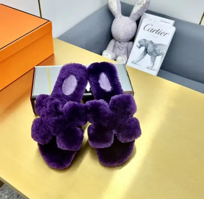 hype Hermes Slippers