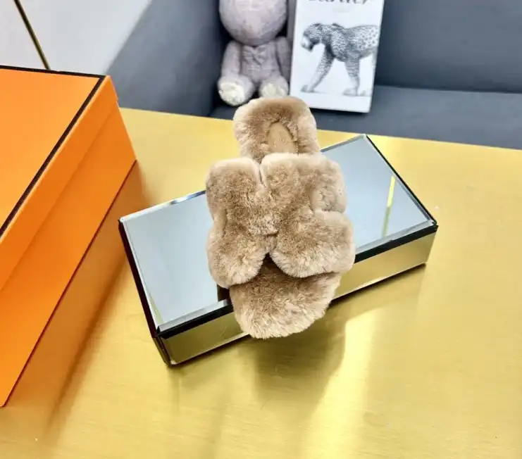 hype Hermes Slippers