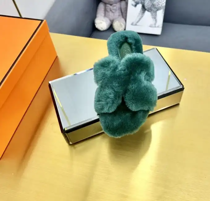 hype Hermes Slippers