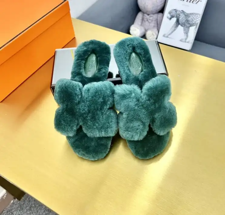 hype Hermes Slippers