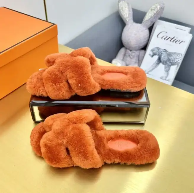 hype Hermes Slippers