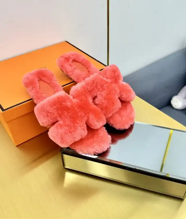 hype Hermes Slippers