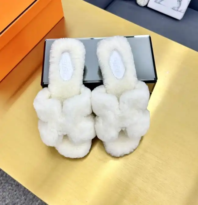 hype Hermes Slippers