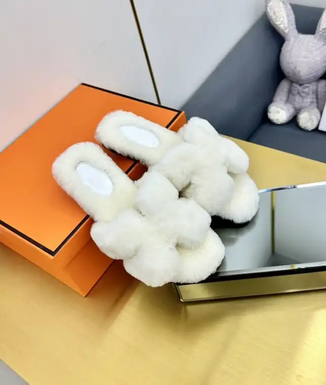 hype Hermes Slippers