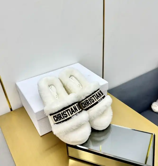 hype Christian Dior Slippers