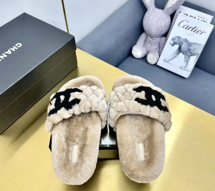 hype Chanel Slippers