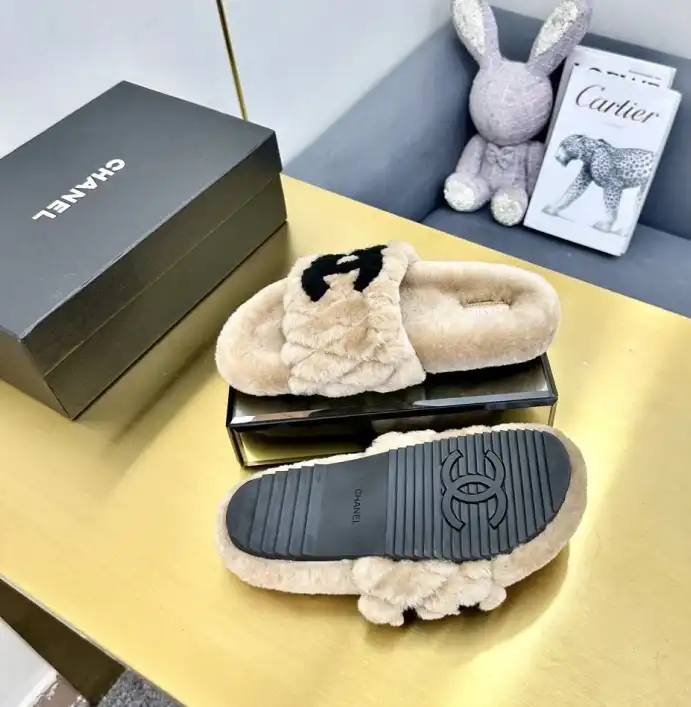 hype Chanel Slippers