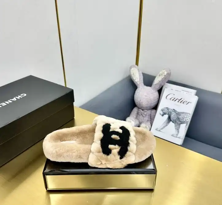 hype Chanel Slippers