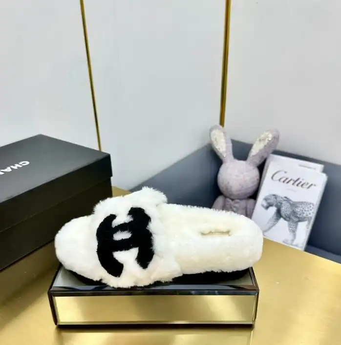 hype Chanel Slippers