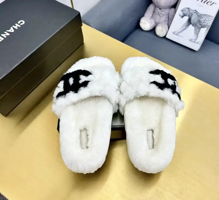 hype Chanel Slippers