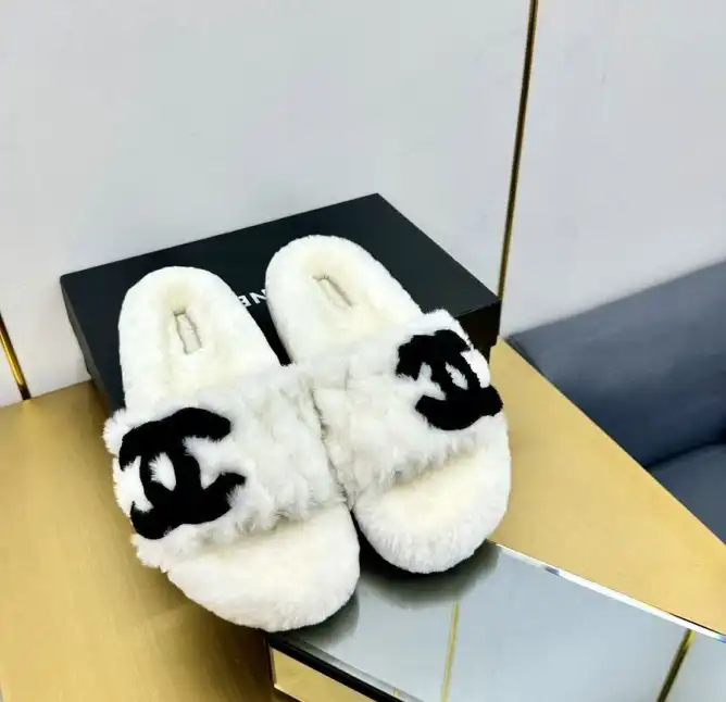 hype Chanel Slippers