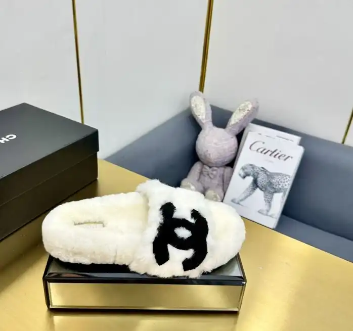 hype Chanel Slippers