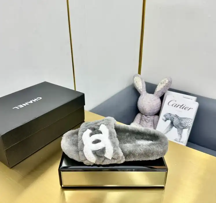 hype Chanel Slippers