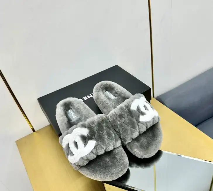 hype Chanel Slippers