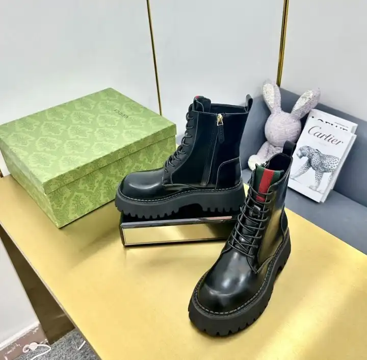 hype Gucci Boots