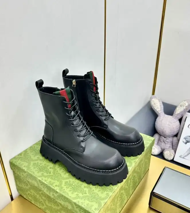 hype Gucci Boots