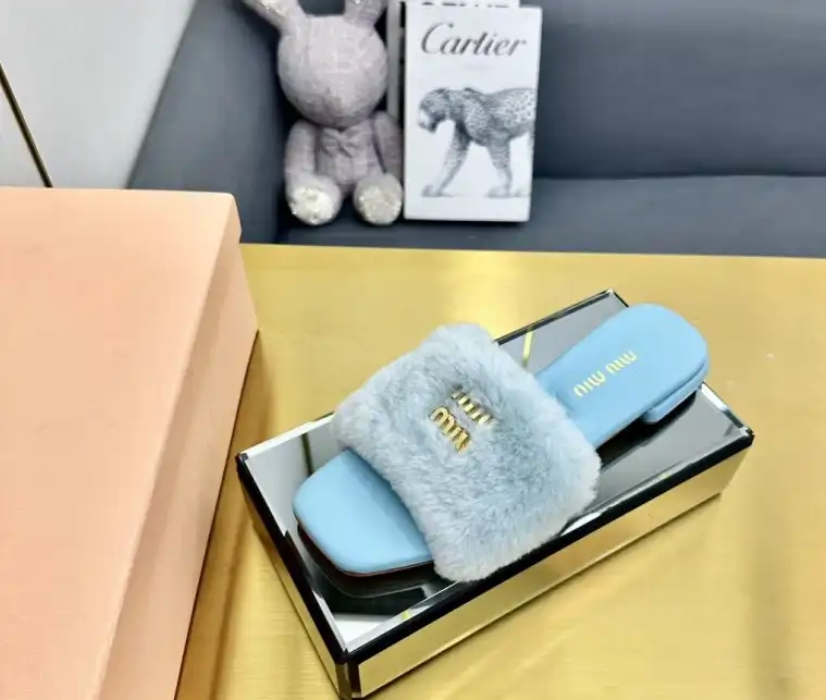 hype Miu Miu Slippers