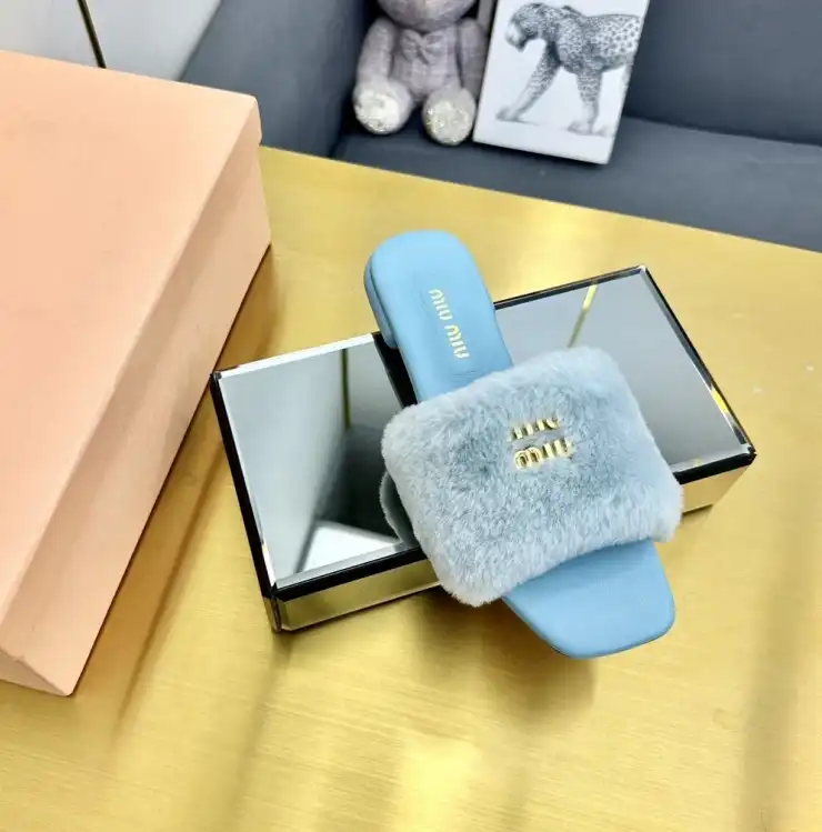 hype Miu Miu Slippers