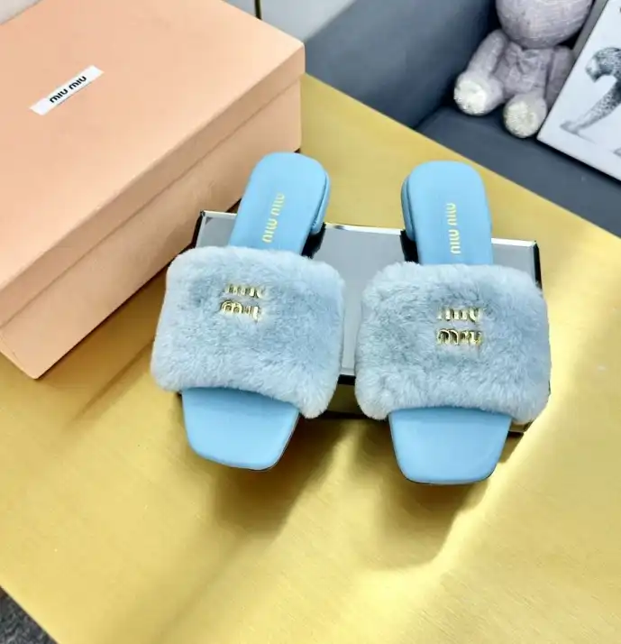 hype Miu Miu Slippers