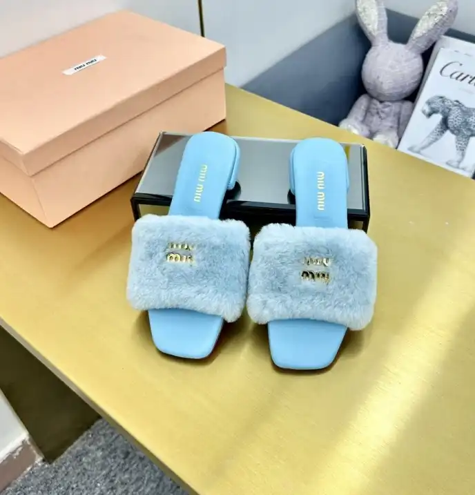 hype Miu Miu Slippers