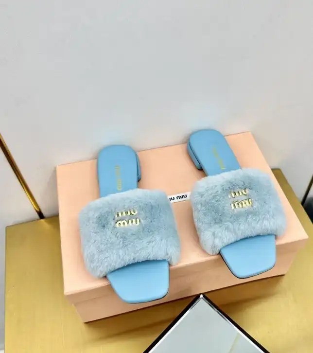 hype Miu Miu Slippers