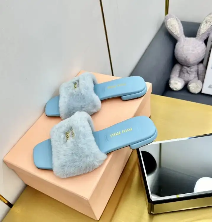 hype Miu Miu Slippers