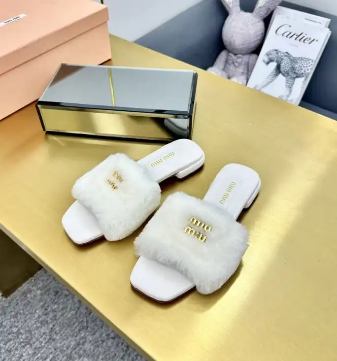 hype Miu Miu Slippers