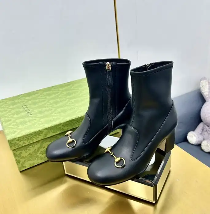 hype Gucci Boots