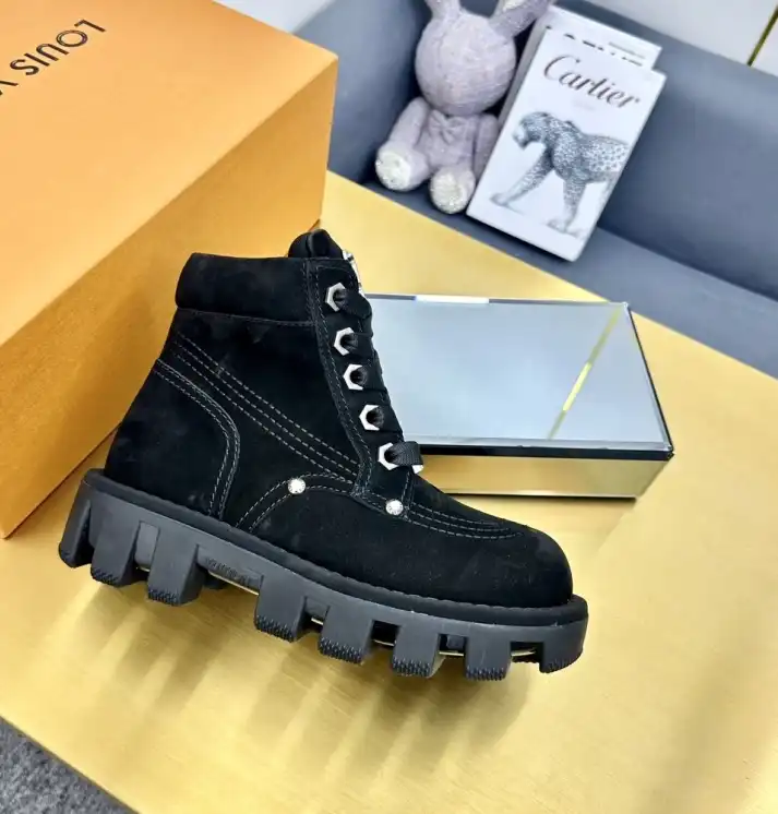 hype LV Boots