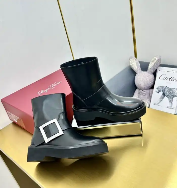 hype Roger Vivier Boots