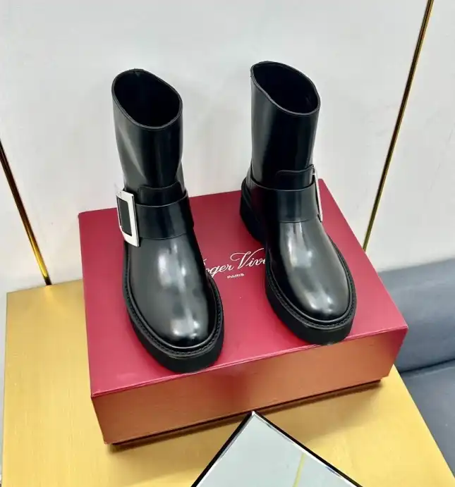 hype Roger Vivier Boots