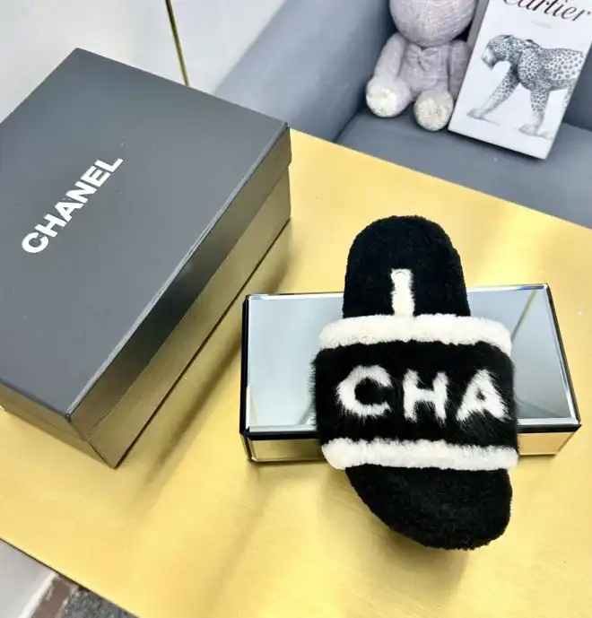 hype Chanel Slippers