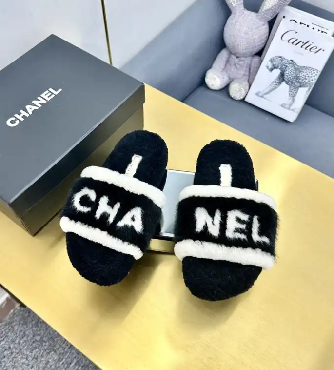 hype Chanel Slippers