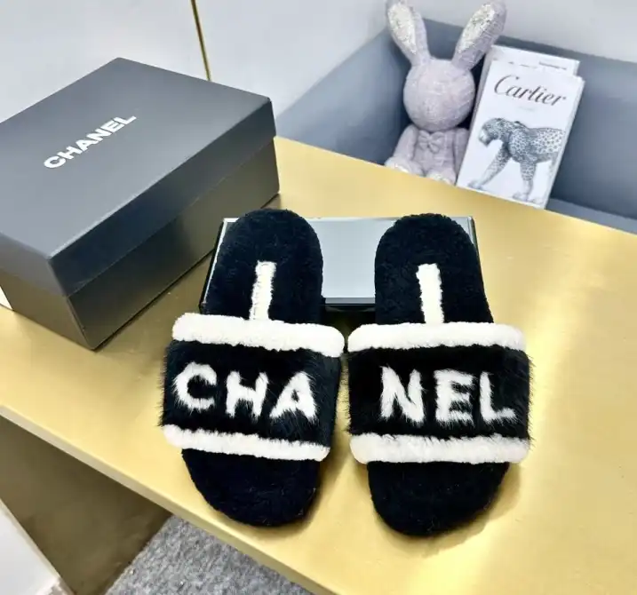 hype Chanel Slippers