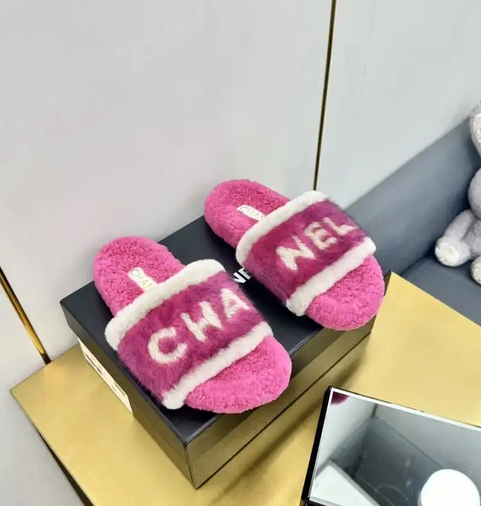 hype Chanel Slippers