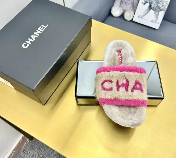 hype Chanel Slippers