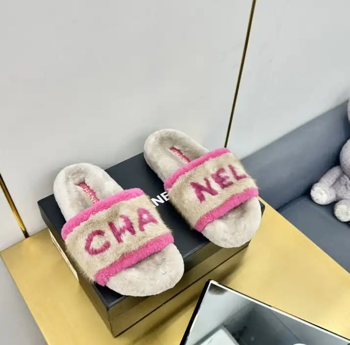 hype Chanel Slippers