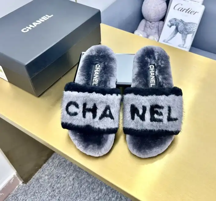 hype Chanel Slippers