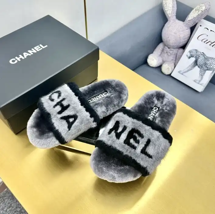 hype Chanel Slippers