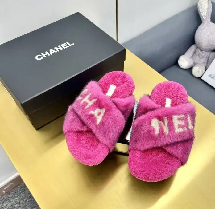 hype Chanel Slippers