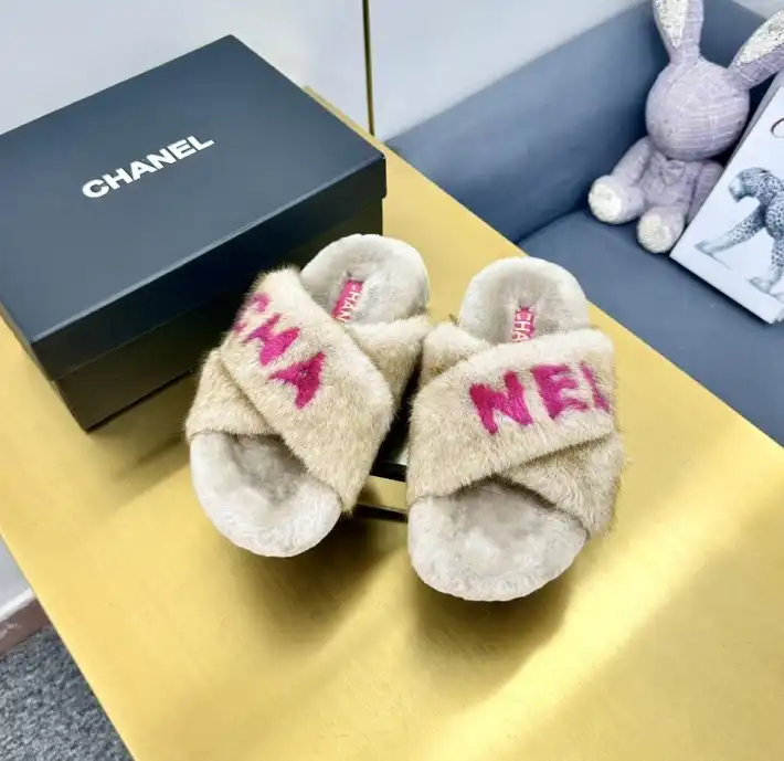 hype Chanel Slippers